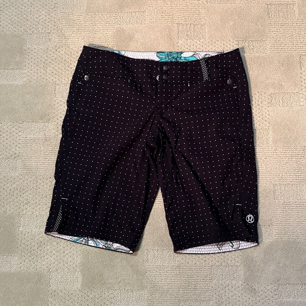 Lululemon size 4 Black Polka Dot Shorts